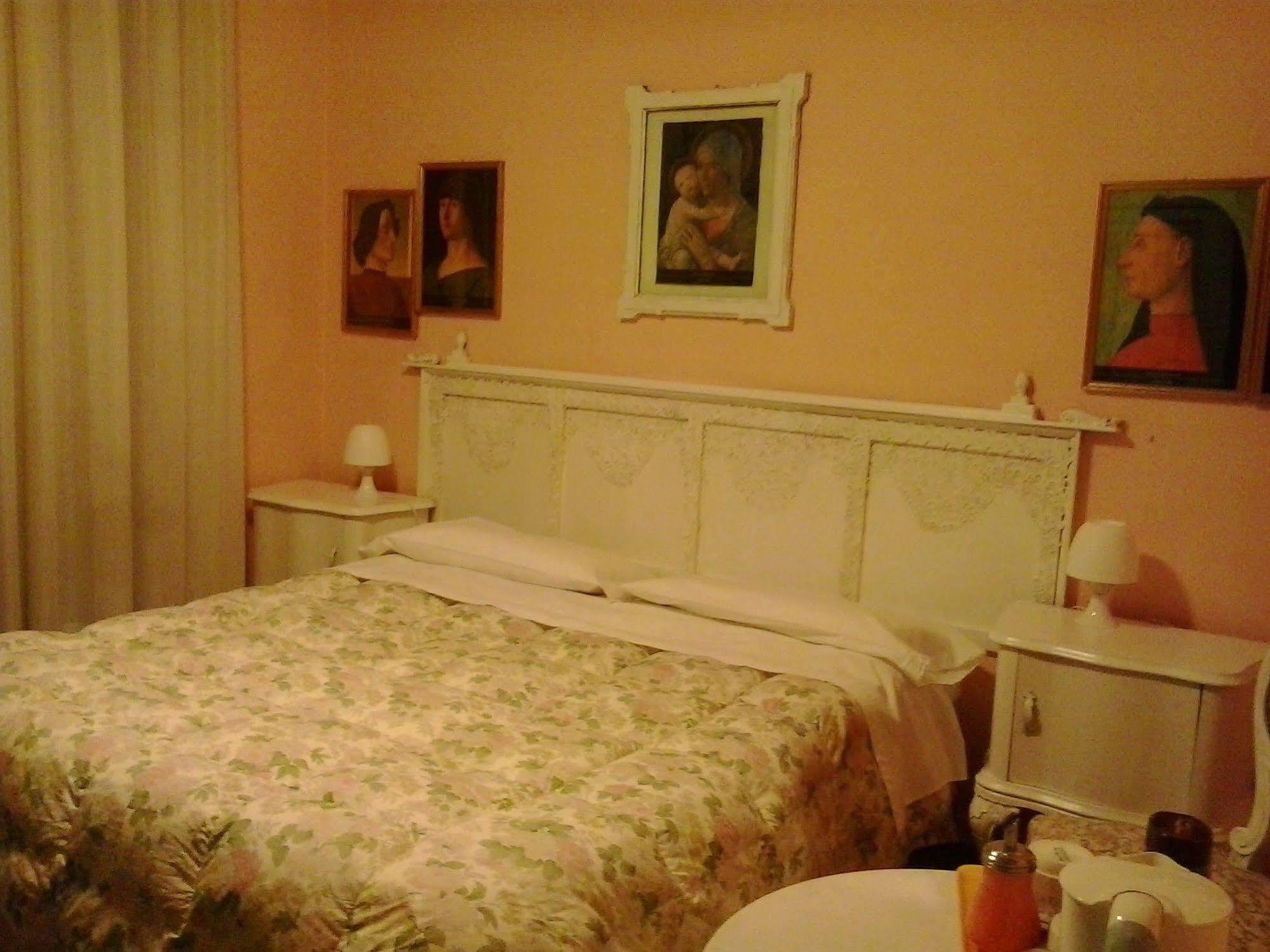 Accademia B&B Trezzo sull'Adda Luaran gambar